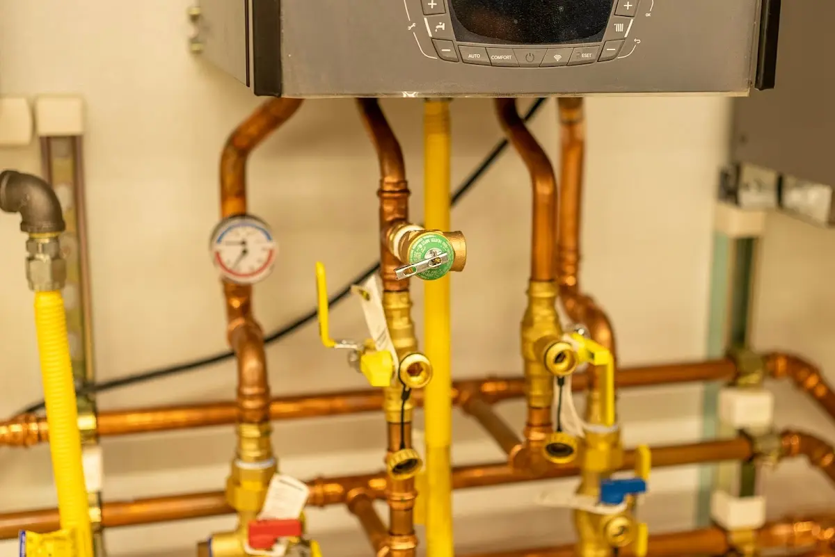 Licensed technician providing Pipe Repair for a homeowner in Lochmoor Waterway Estates